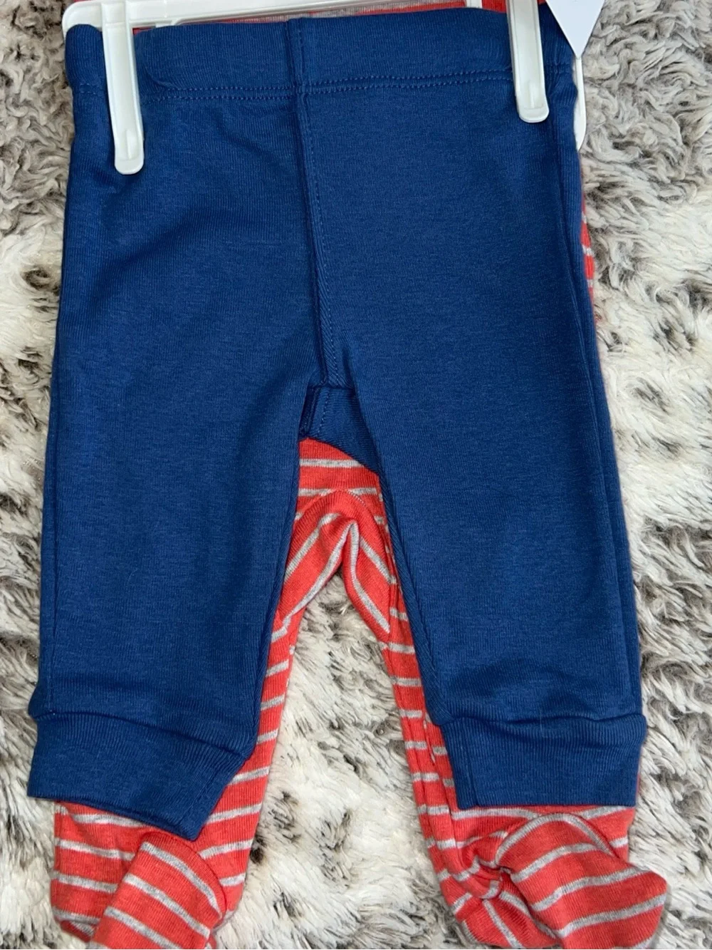 Carter’s Baby 4-Piece Layette Set Newborn NWT Best Friends Dogs Sleep & Play